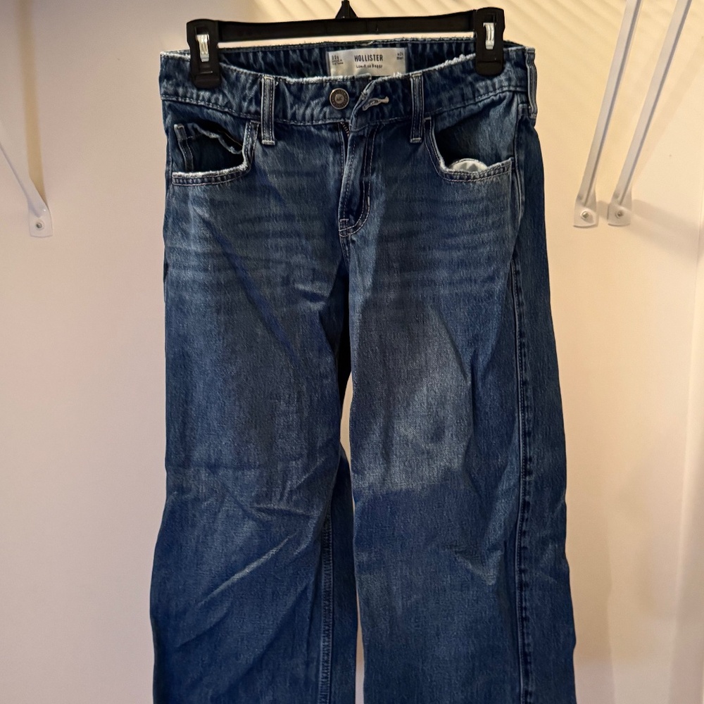 HOLLISTER low rise baggy jeans
